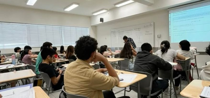 Media Sosial dan Pendidikan: Transformasi Cara Belajar Mahasiswa Digital