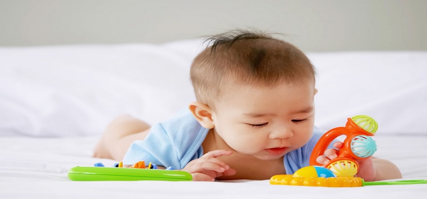 Pentingnya Memantau Tumbuh Kembang Bayi Selama Pandemi dan Waspada Iritasi Pada Popok Bayi si Kecil