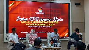 Inilah Cara Partai Mensosialisasi Citra Positif