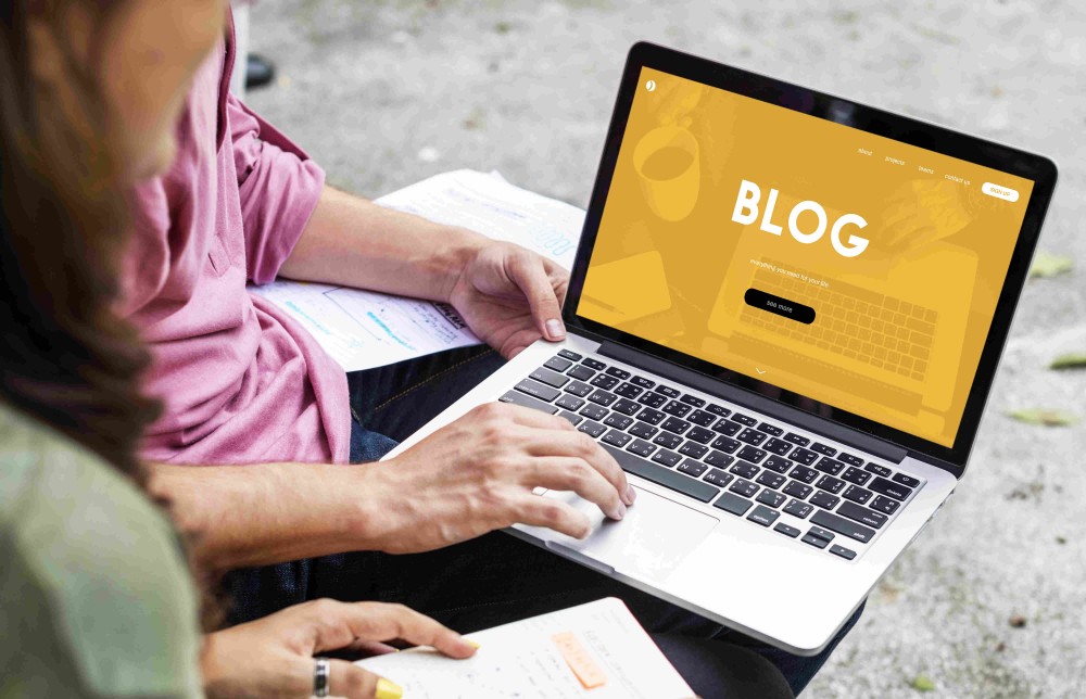 Bangun Koneksi Emosional dengan Pemilih Lewat Cerita Blog