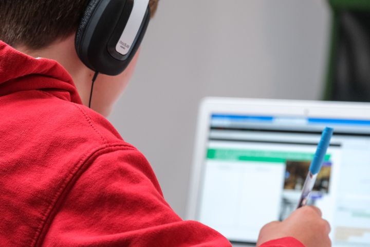 Apa Itu Tes TOEFL? Cara Membangun Kebiasaan Belajar yang Efektif