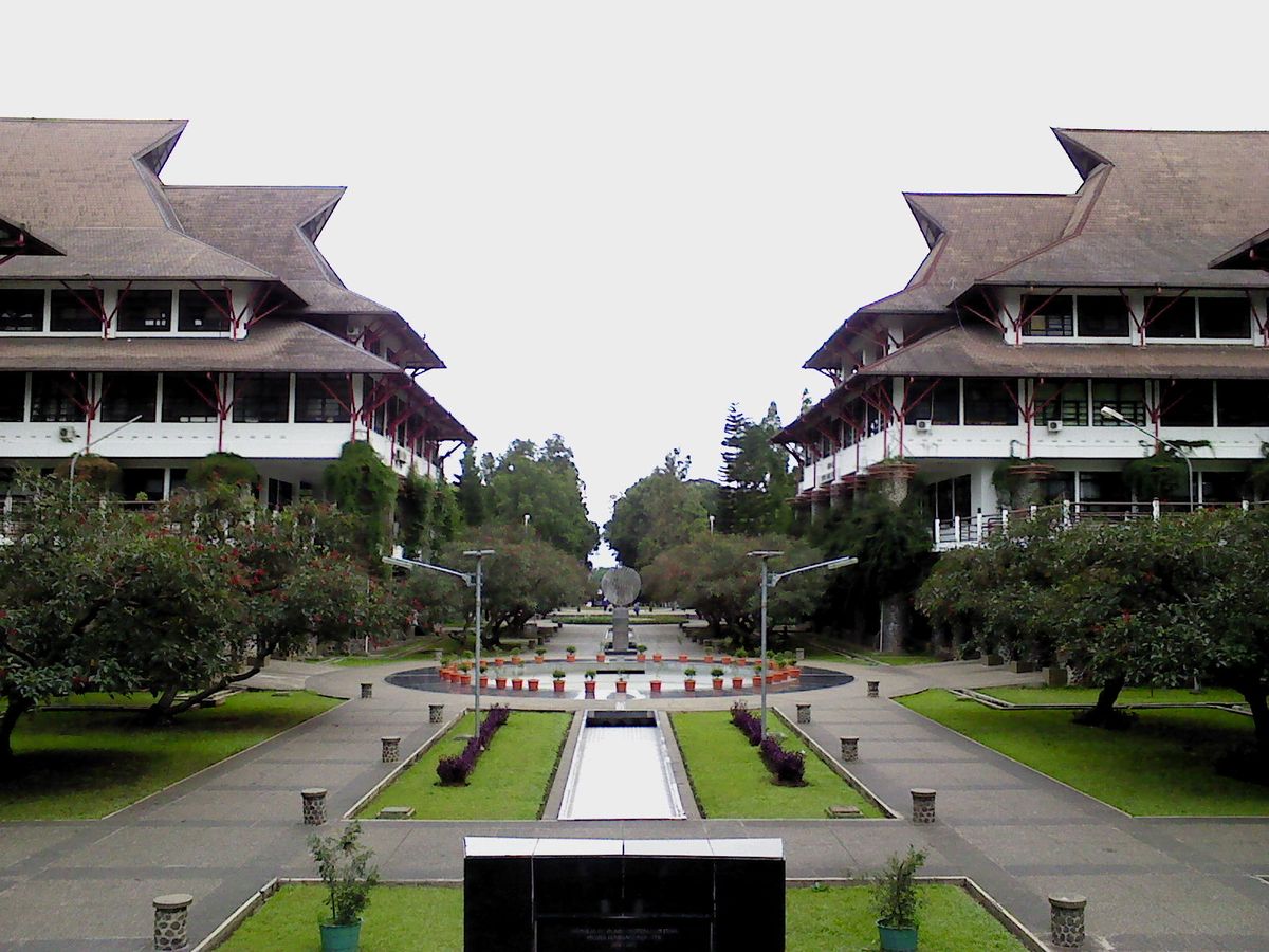 Mengenal Passing Grade SNBT ITB: Seberapa Keras Kompetisi Masuk di Kampus Ini?