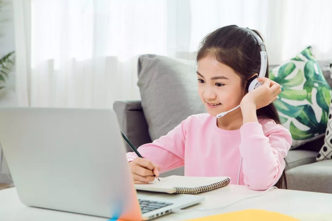Mengenal Platform Bimbel Online Murah yang Sedang Tren