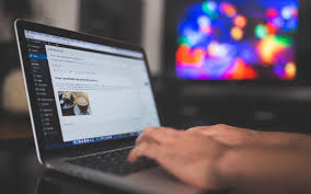 8 Alasan Teratas Mengapa Banyak Orang Tertarik untuk Menggunakan Sebuah Blog